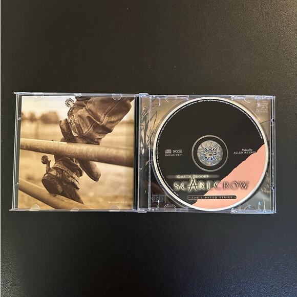 Garth Brooks Scarecrow The Limited Series CD - Picture 3 of 3